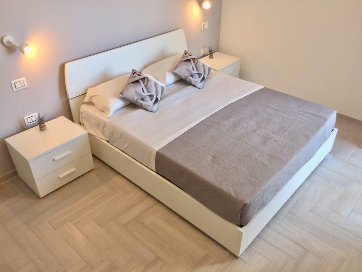 Le Domus Modern Apartments Cagliari Su Forti Eksteriør billede