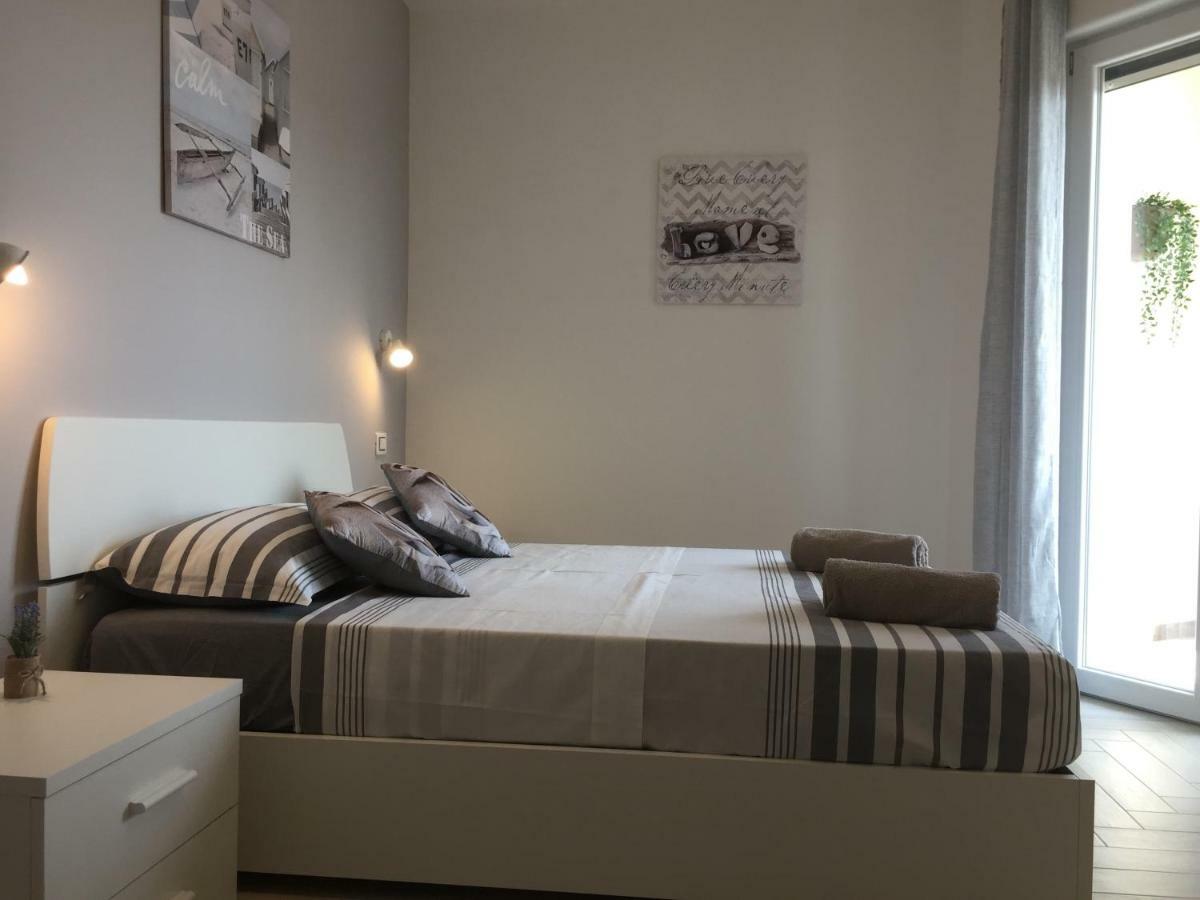 Le Domus Modern Apartments Cagliari Su Forti Eksteriør billede