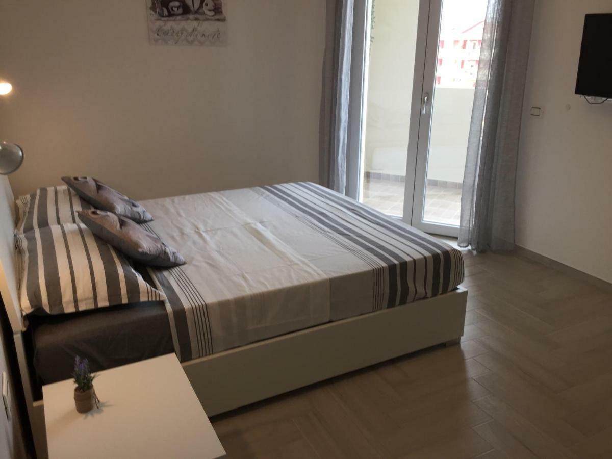 Le Domus Modern Apartments Cagliari Su Forti Eksteriør billede