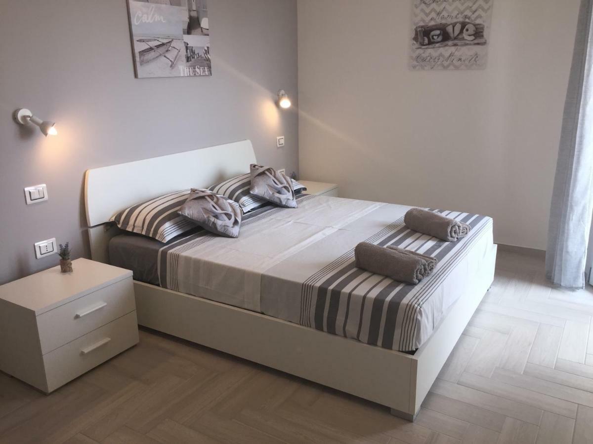 Le Domus Modern Apartments Cagliari Su Forti Eksteriør billede